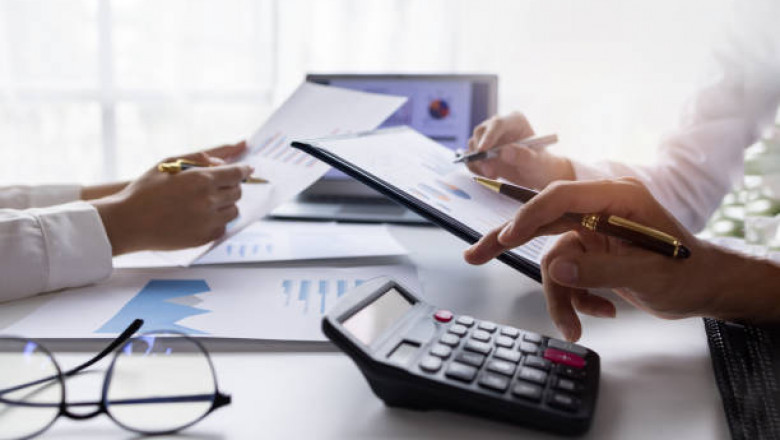 Crisis Management: Navigating Business Challenges with Resilience