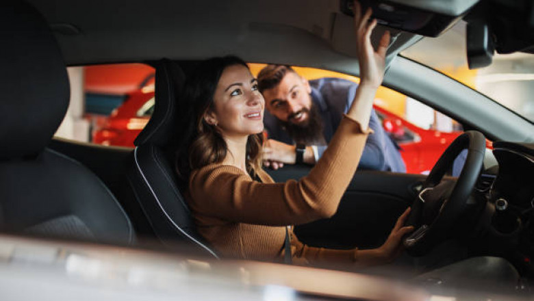 Are Modern Cars Too Safe? Overconfidence and Risk Compensation