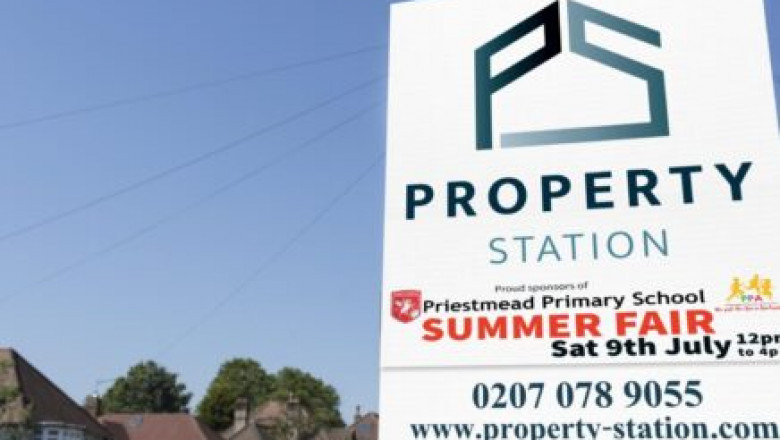Sell Houses Faster with Hangman Boards That Grab Attention
