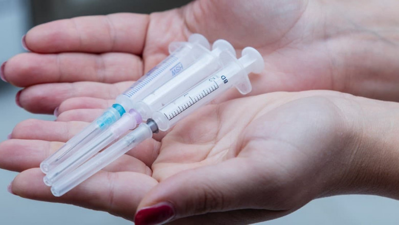 Dextrose Injection: Understanding its uses, adverse effects and precautions