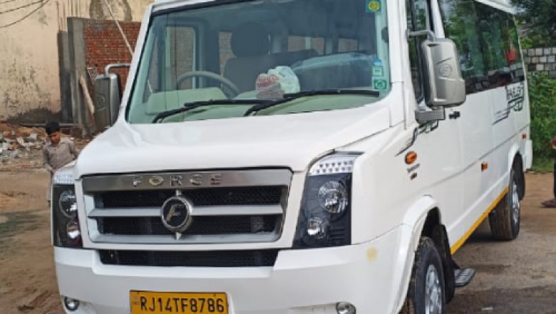 Maharaja Tempo Traveller Hire in Jaipur | Luxury Group Travel