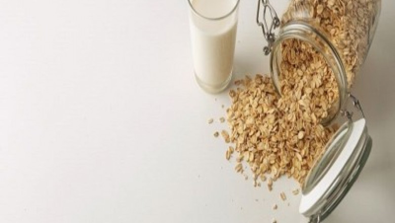 The Rise of Organic Oat Milk: A Nutritious and Sustainable Alternative to Dairy