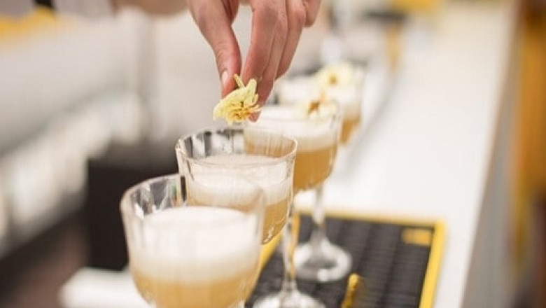 Bringing Bar Quality to Your Private Party: Private Bartending Services in Oakland