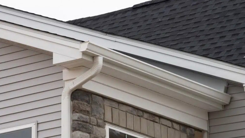 Gutter Cleaning &amp; Repair in VA: Protect Your Home Year-Round