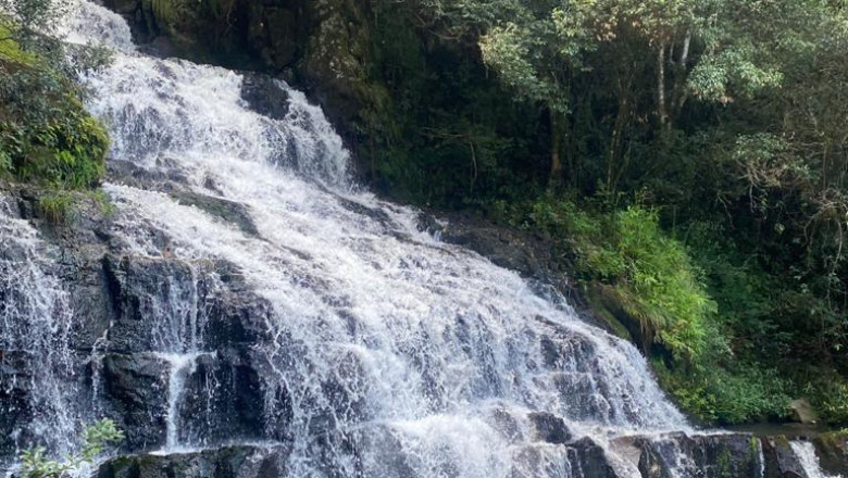 Meghalaya: The Enchanting Abode of Clouds