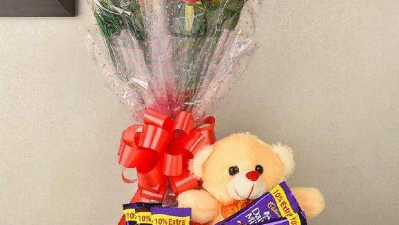 Celebrate Love Thoughtful Anniversary Gifts for Parents