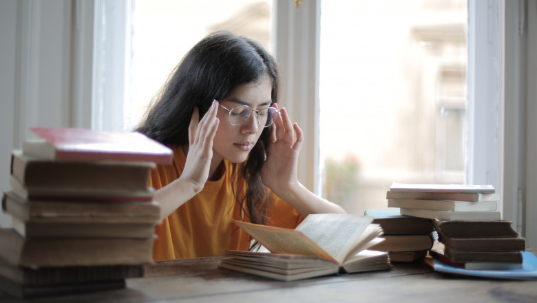 Short case studies for MBA students with solutions
