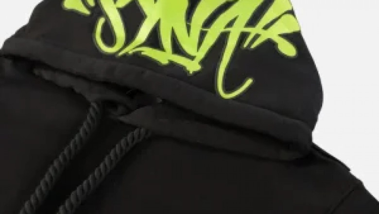 Syna World Hoodie, Track Sets, and Oversized Tees