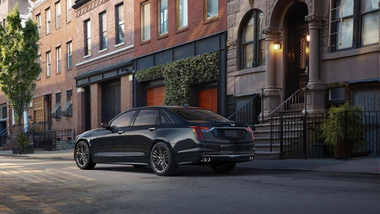 Elite Airport Limo Service NYC – Ride in Style with Famous Drive