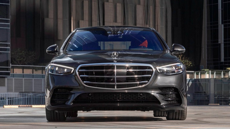 Hourly Car Service NYC – Tailored Luxury Transportation by Famous Drive