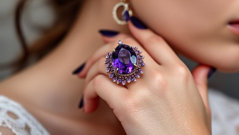 Into The Coronary Heart Of The Mystic: Residing And Recuperation With Charoite Earrings And Bracelets