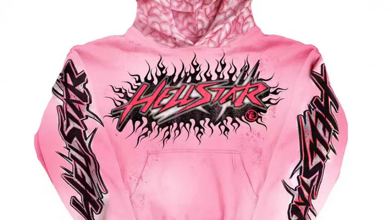 Matching Hellstar Shirts With Everyday Outfits