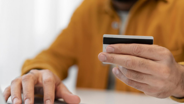 Best Time to Buy a Forex Card Online