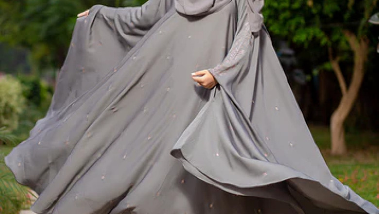 Patterned Abaya: Elevate Your Modest Wardrobe with Style and Grace