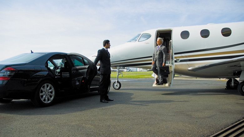 Sprinter Party Bus Rental NYC – Unmatched Luxury and Style for Group Travel