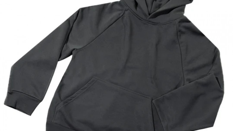 The Essence of Modern Fashion: Streetwear Shirts and Blank Apparel
