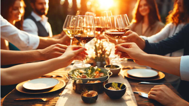 Host the Ultimate Communal Feast — Eating Together Tips