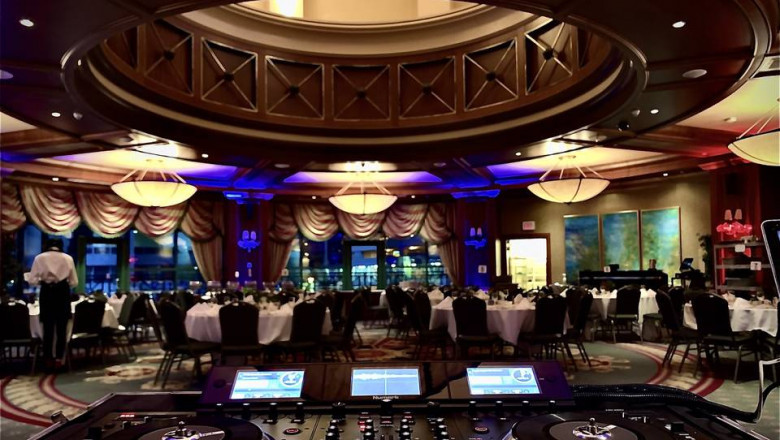 DJ Services in Halifax: Bringing the Perfect Beat to Your Wedding and Special Events