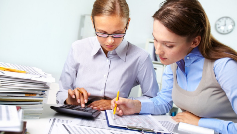 Top Features to Look for in a Professional Bookkeeping Service for Your Business