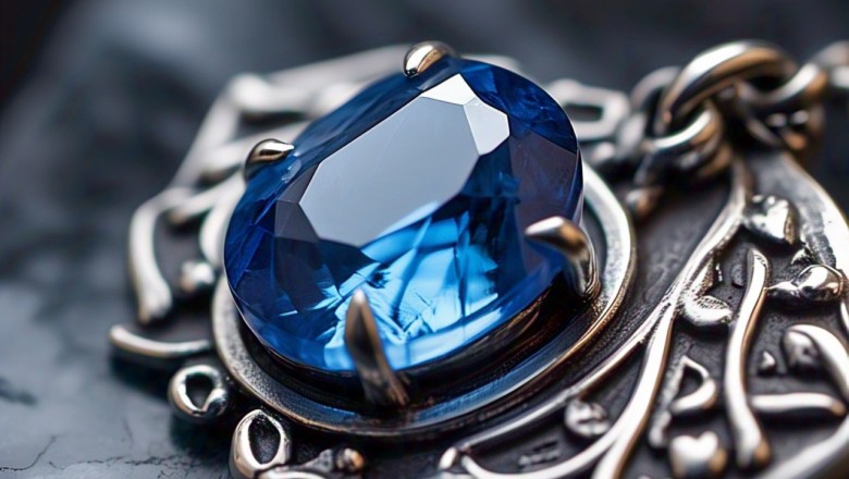 Minimalist Kyanite Jewelry You Can Wear Every Day