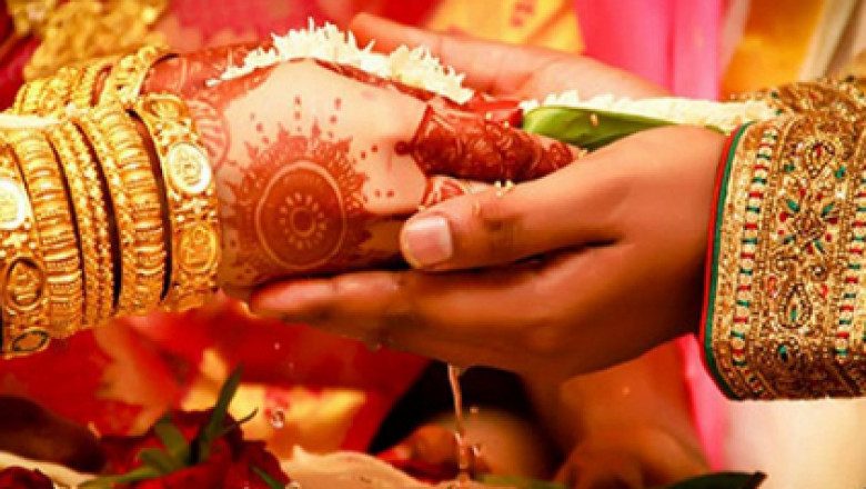 Why Kundali Matching Matters Before Marriage in Hindu Astrology